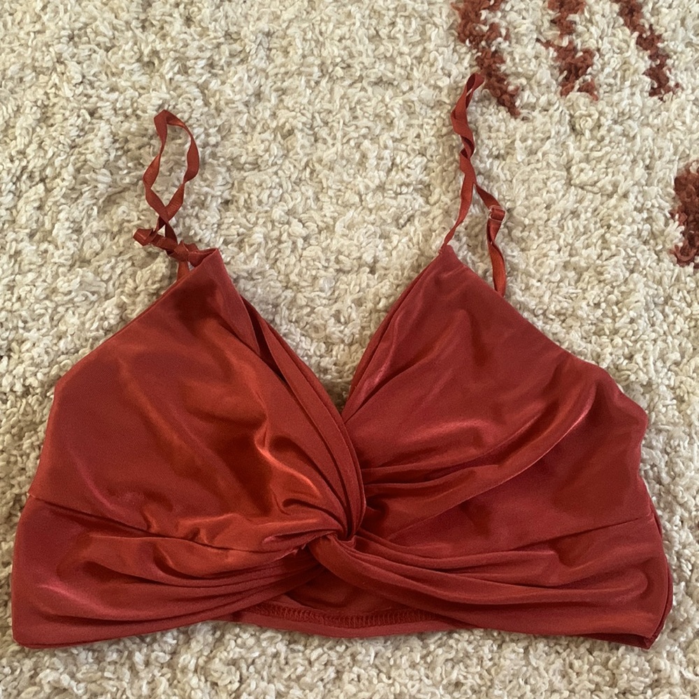 Missguided Twist Front Crop Top